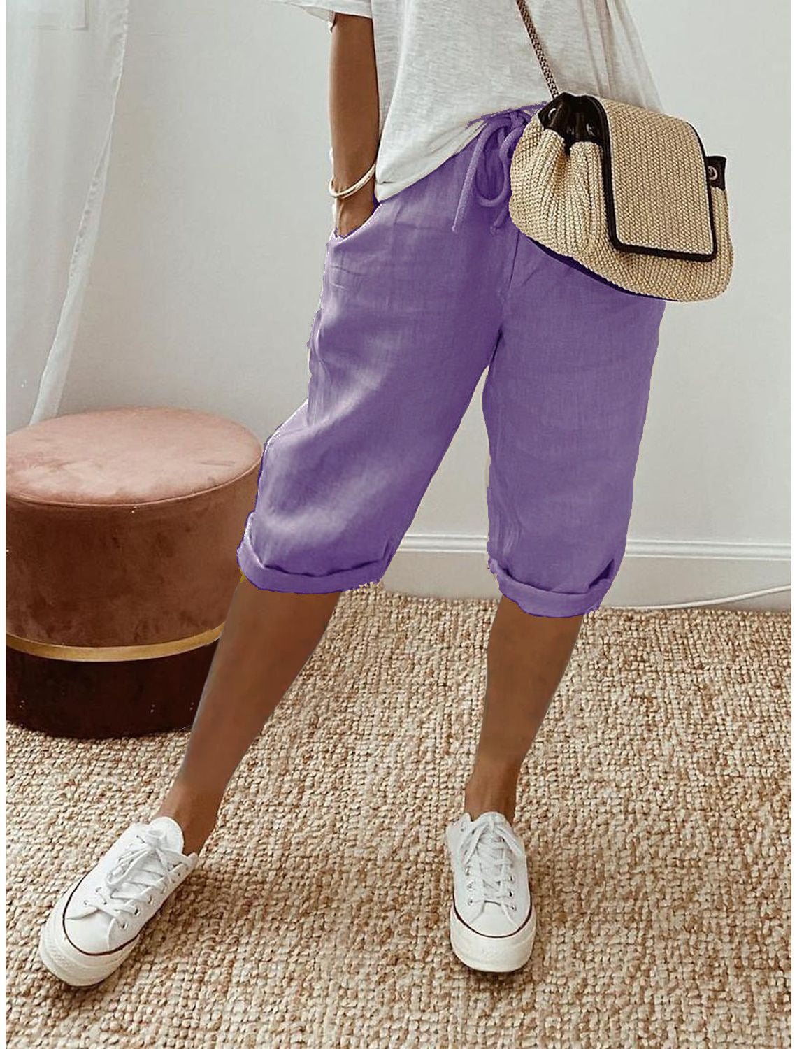 Pantalon femme en coton et lin avec poches et taille élastique – pantacourt longueur mi-mollet.